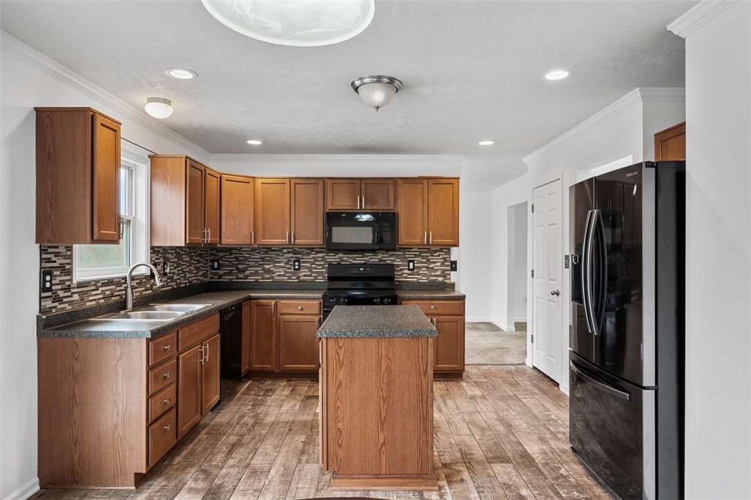 Property Photo: 1768 Haflinger Dr PA 15642