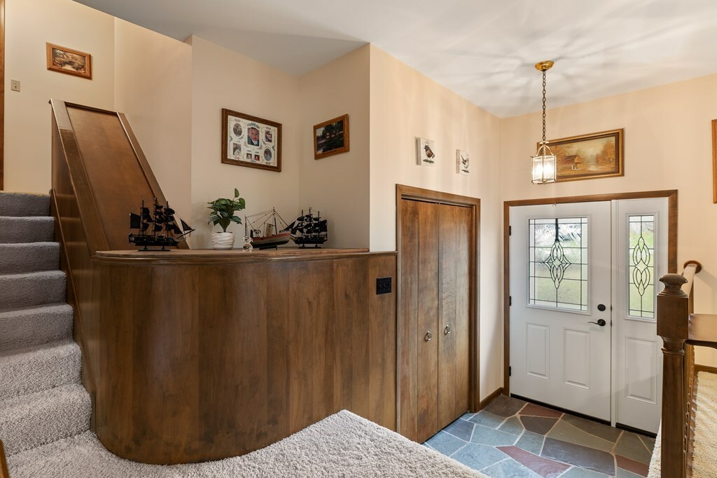 Property Photo: 915 Laurel Ave. OH 44805
