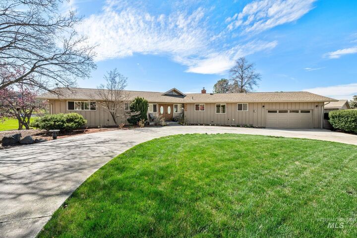 3530 Country Club Drive  Lewiston ID 83501 photo
