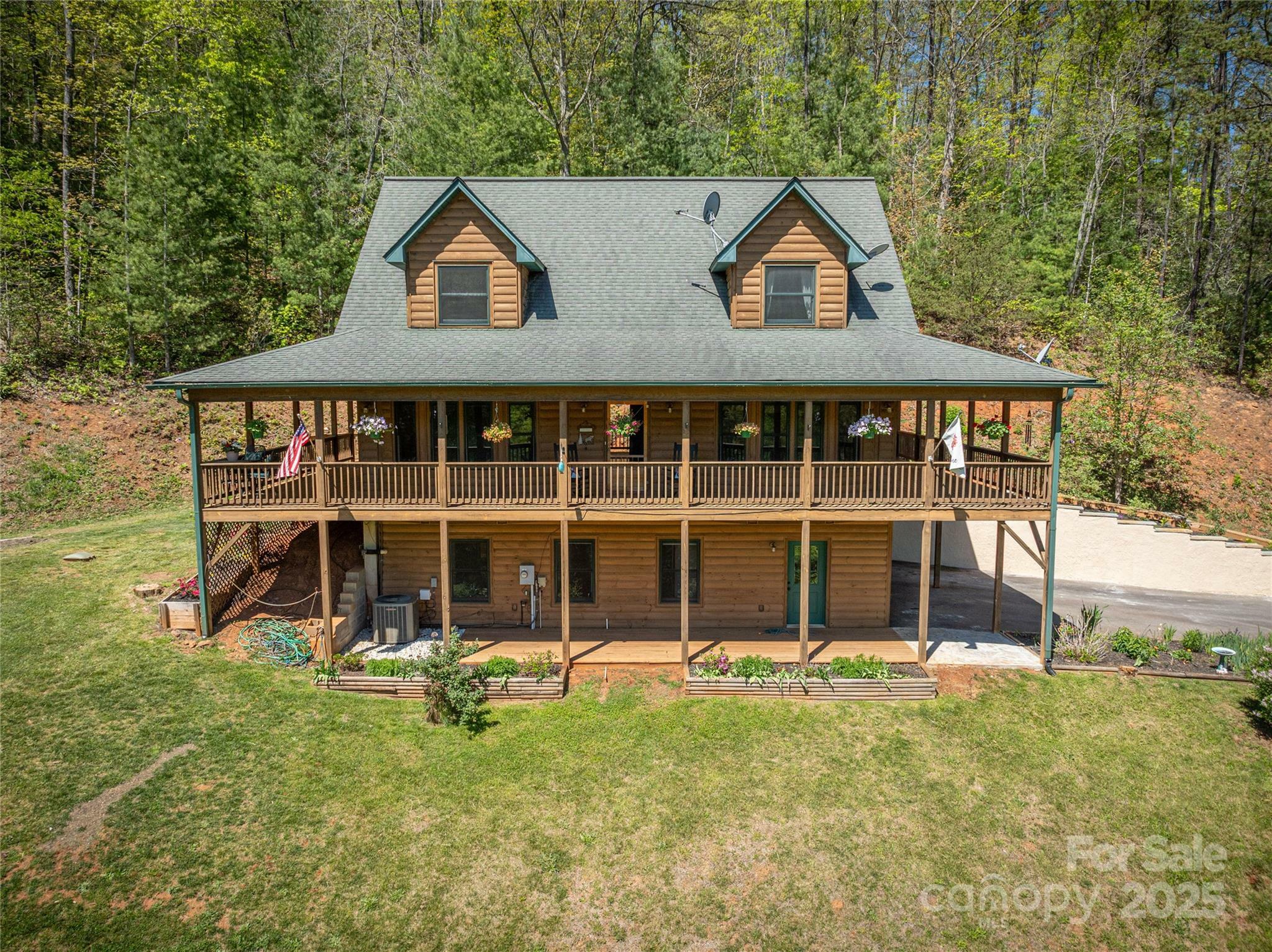 Property Photo: 234 Deer Run Road NC 28716