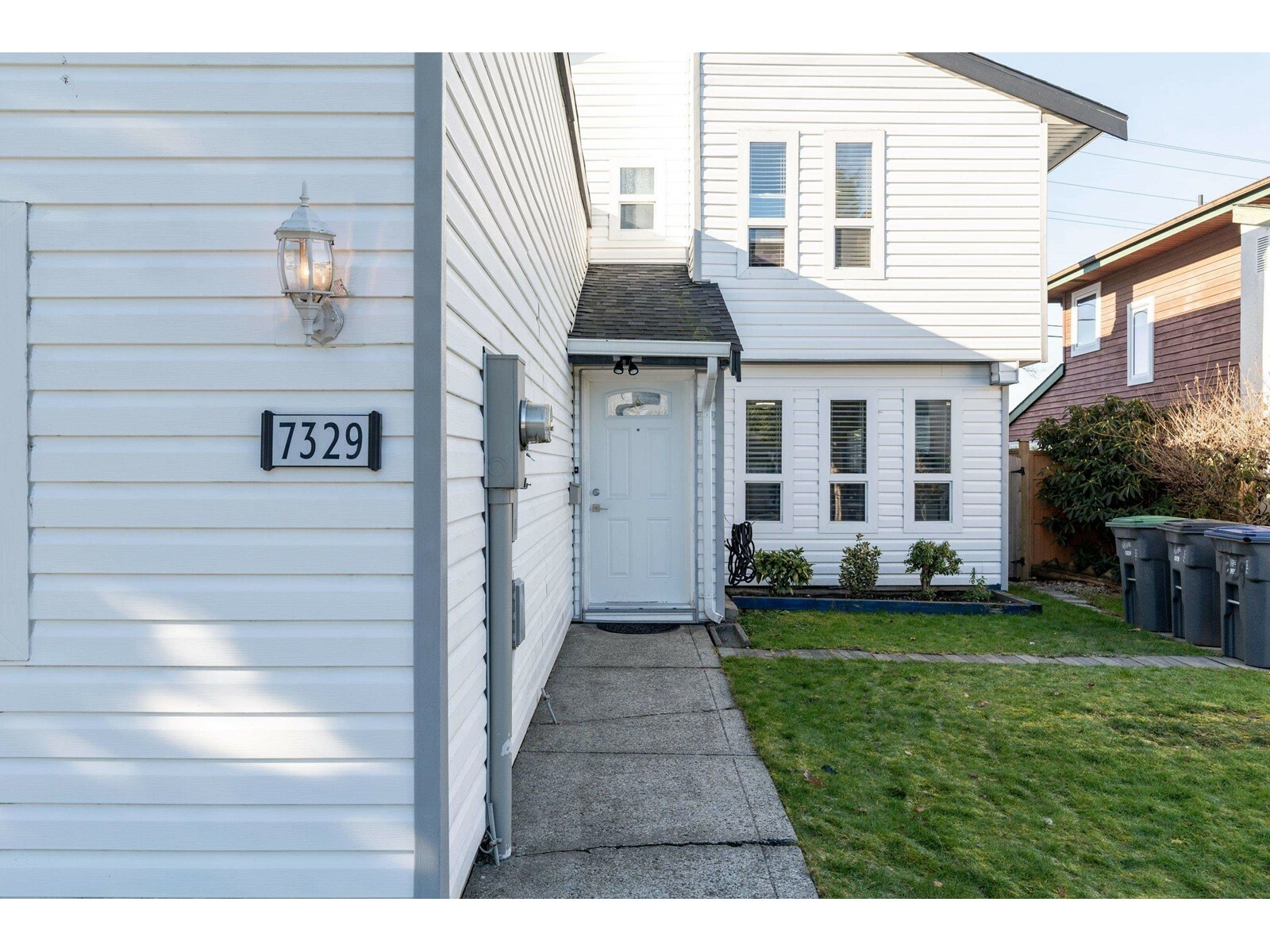 Photo de la propriété: 7329 Parkwood BC V3W 7L9