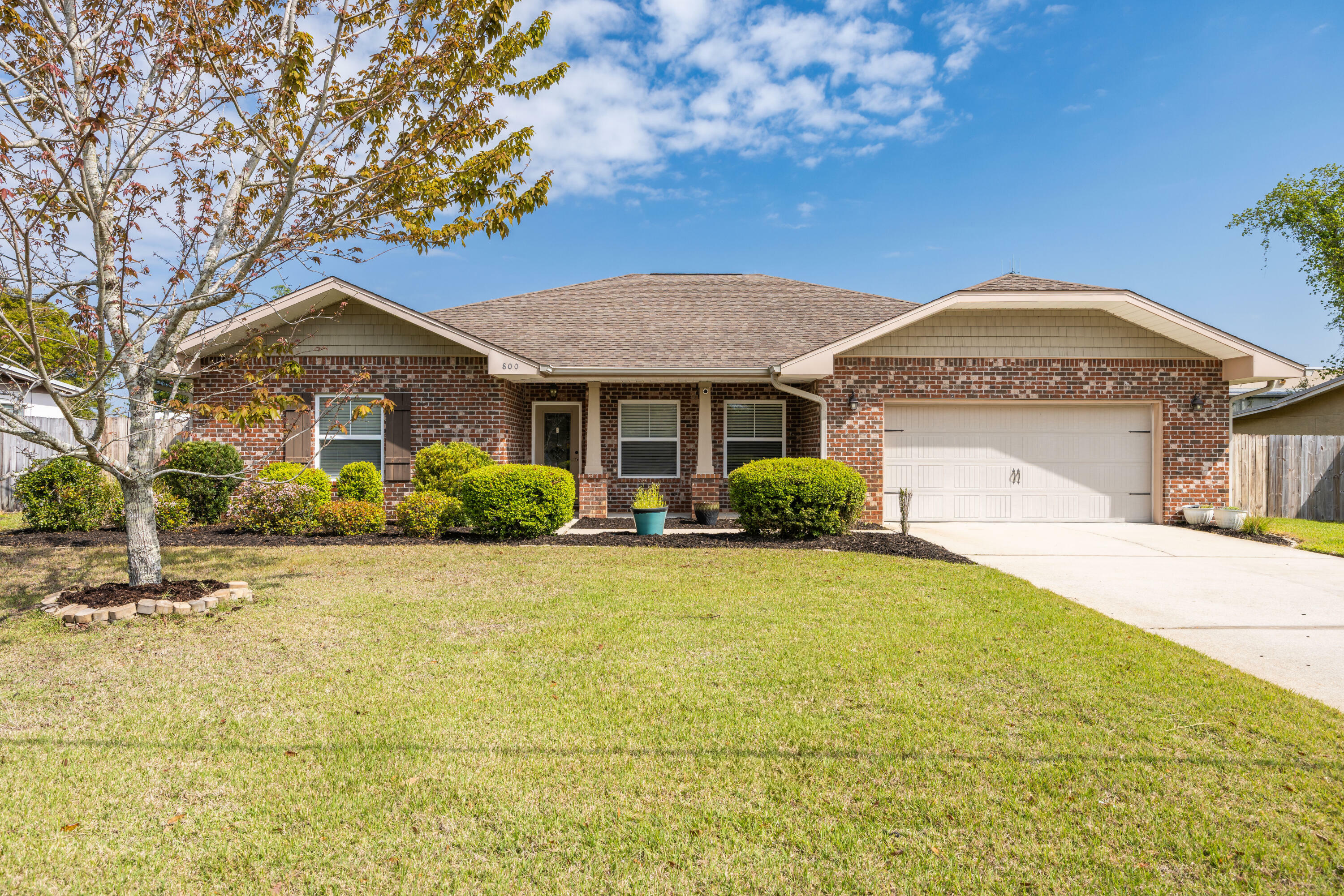 Property Photo: 800 Bryn Mawr Boulevard FL 32569