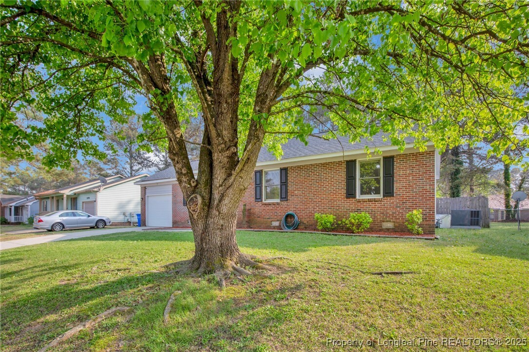 Property Photo: 1166 Butterwood Circle NC 28314