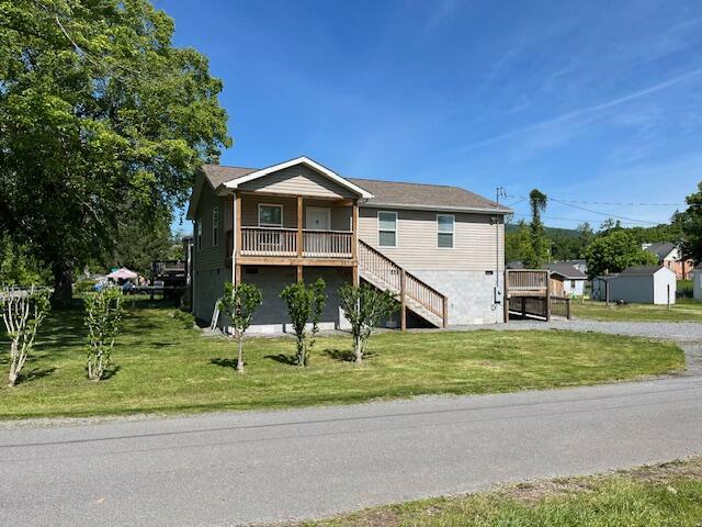 Property Photo: 127 Calhoun St WV 24910