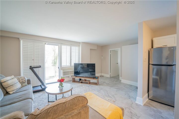 Property Photo: 1800 Roundhill Road 404 WV 25314