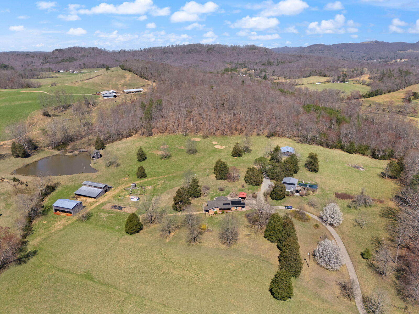Property Photo:  1034 New Zion Road  KY 40769 