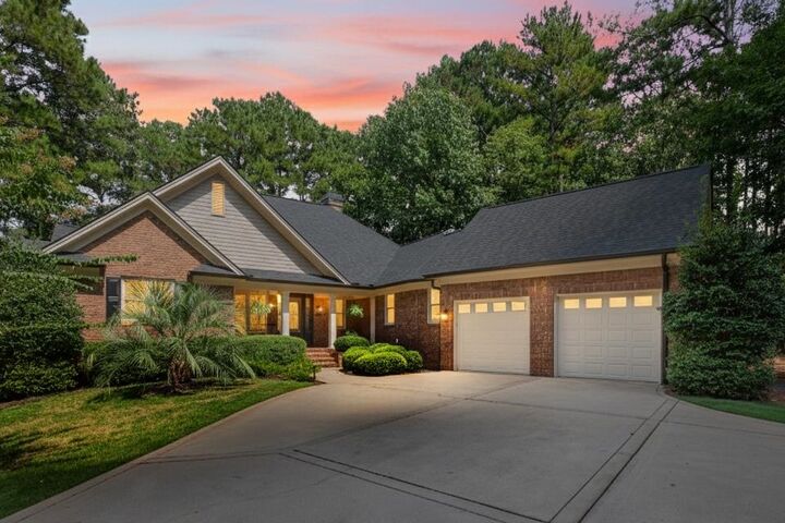 Property Photo: 2701 Parrotts Point Road GA 30642