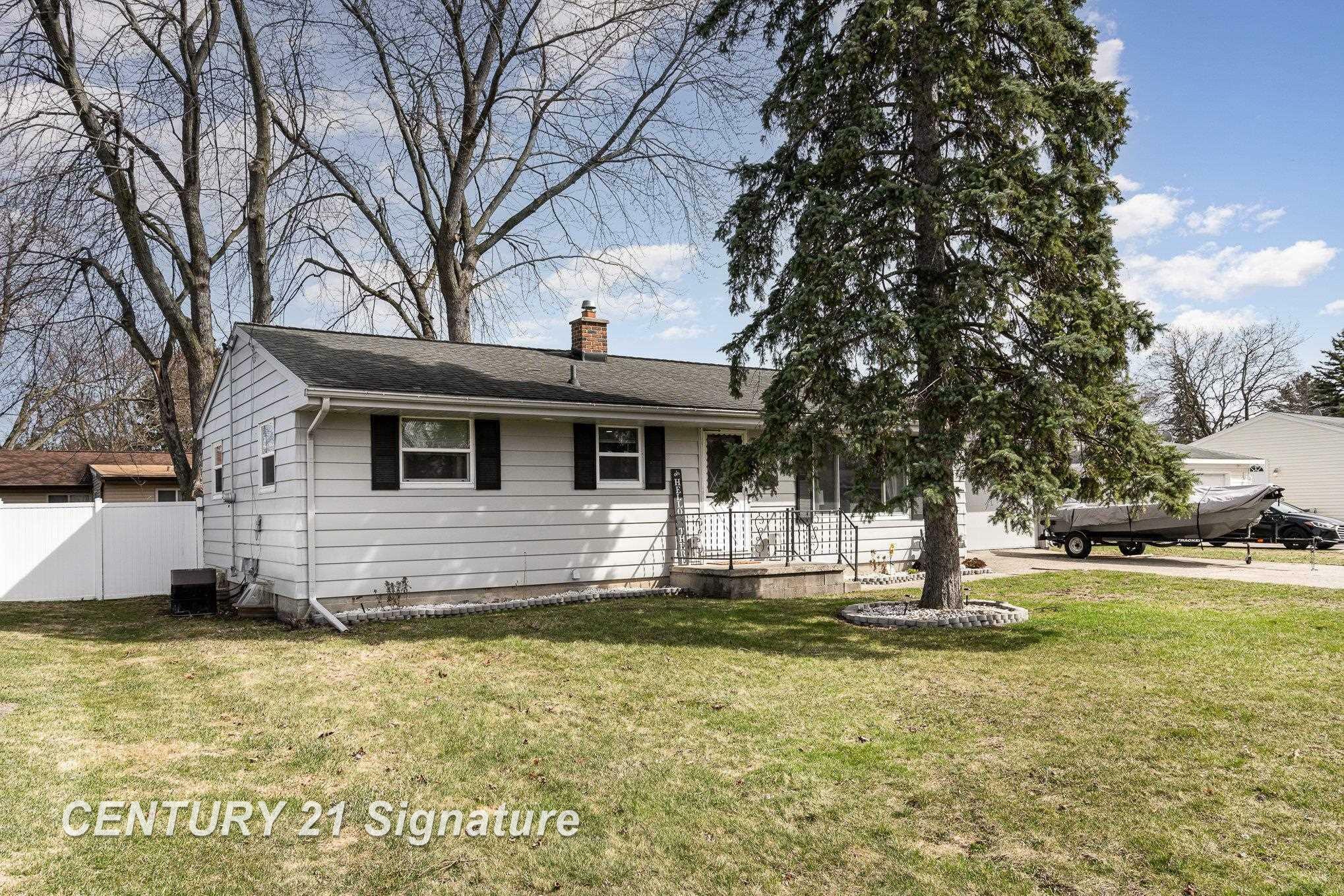 Property Photo: 2620 Duane Drive MI 48603