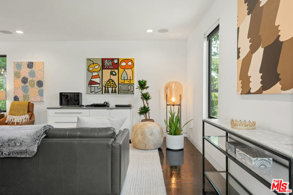Property Photo: 7528 Flight Avenue CA 90045