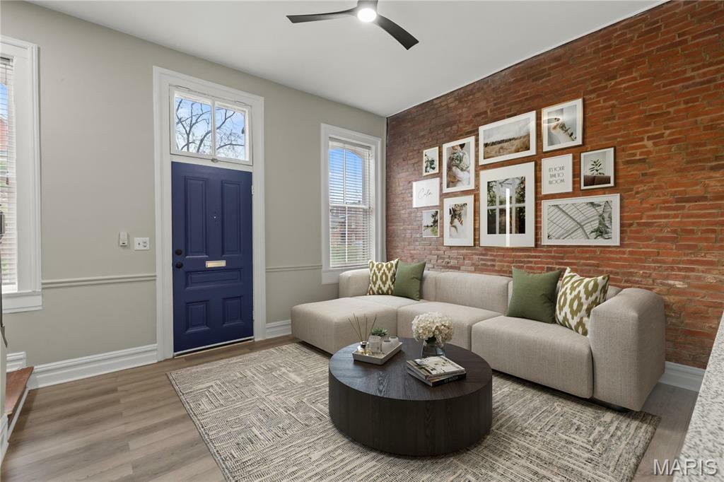 Property Photo: 914 Russell Boulevard MO 63104