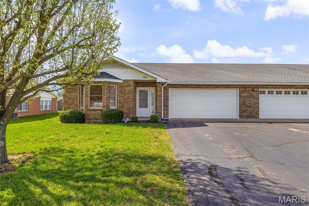 Property Photo:  302 Bayberry Lane  MO 63640 