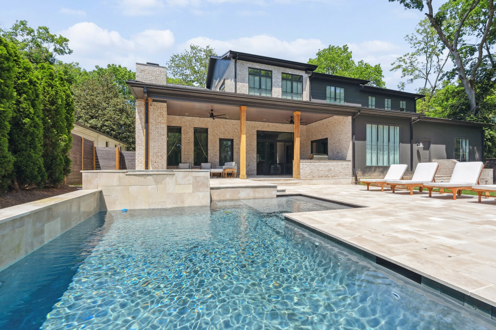 Property Photo: 2915 Compton Rd TN 37215