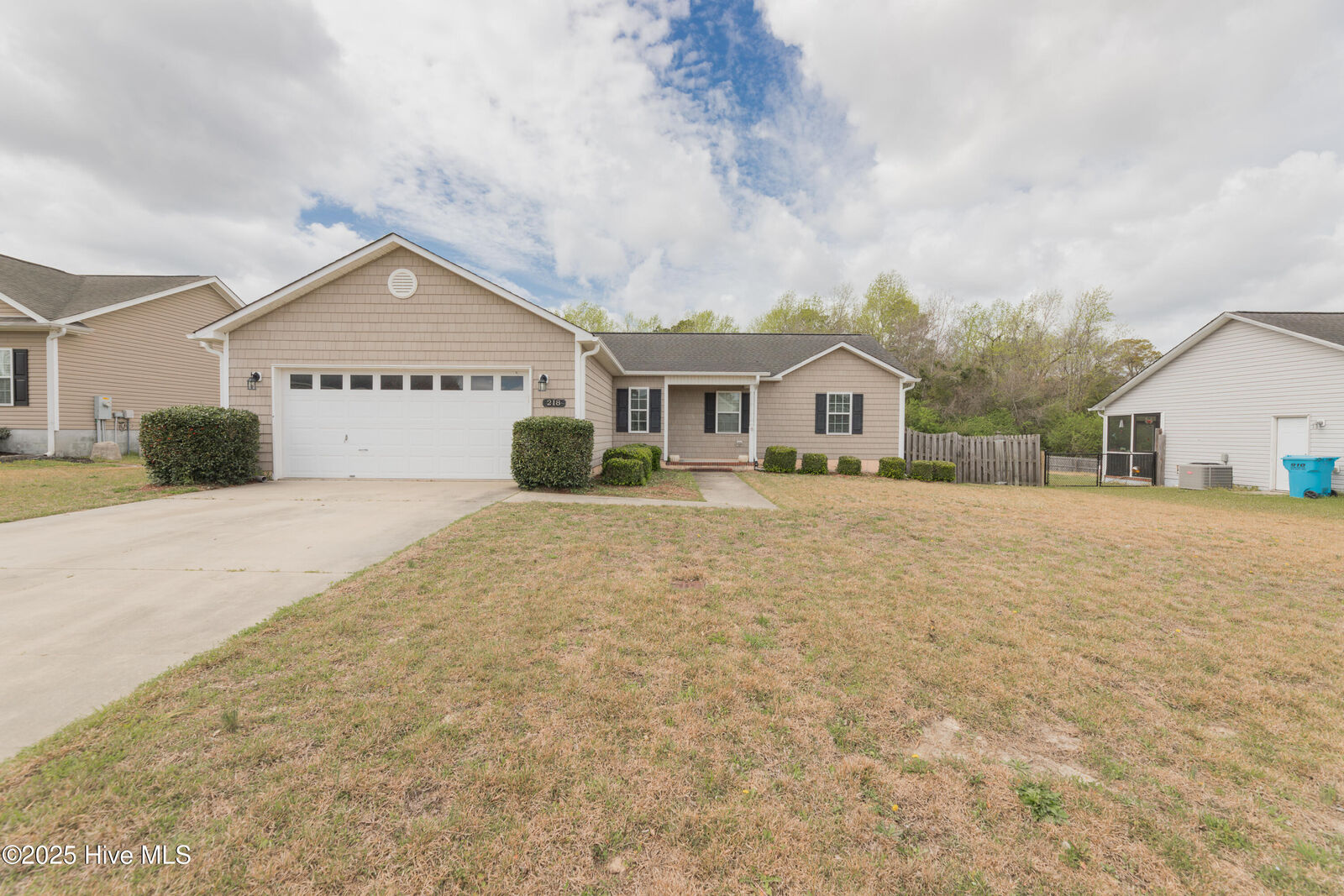 Property Photo:  218 Bonanza Drive  NC 28574 
