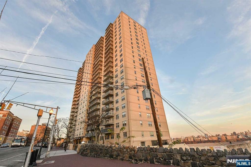 Property Photo: 6600 Boulevard East 22J NJ 07093