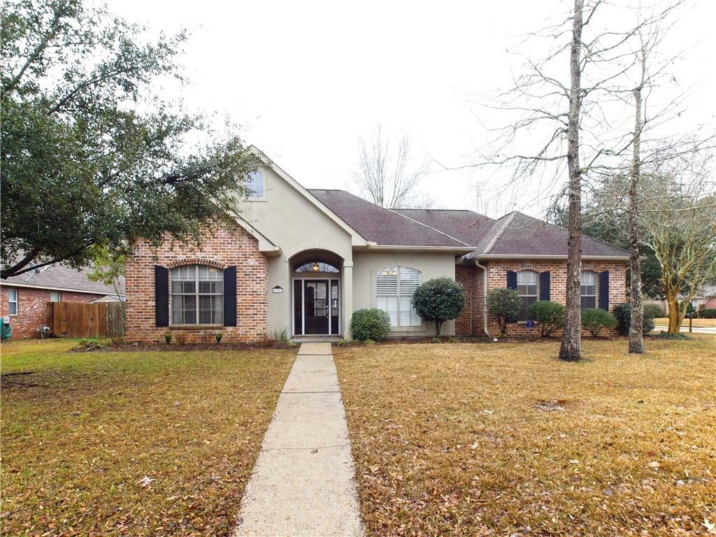 Property Photo: 700 Waxwing Drive LA 70448