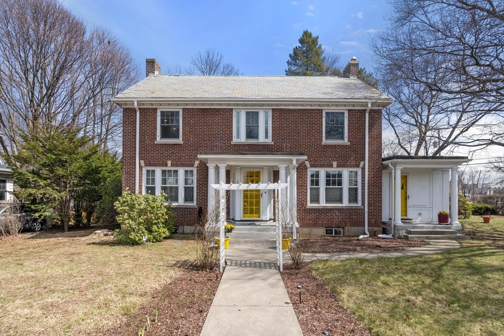 128 Blue Hills Pkwy  Milton MA 02186 photo