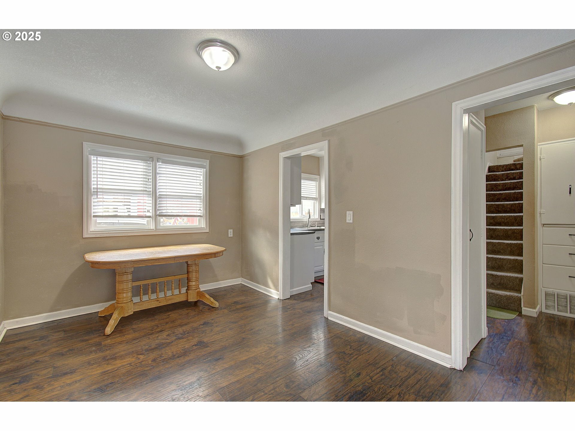 Property Photo: 1910 E 33rd St WA 98663