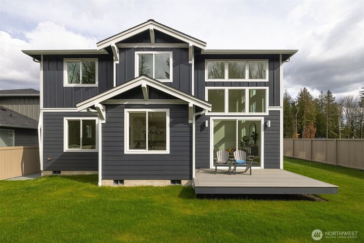 Property Photo: 201 N 54th Place WA 98273