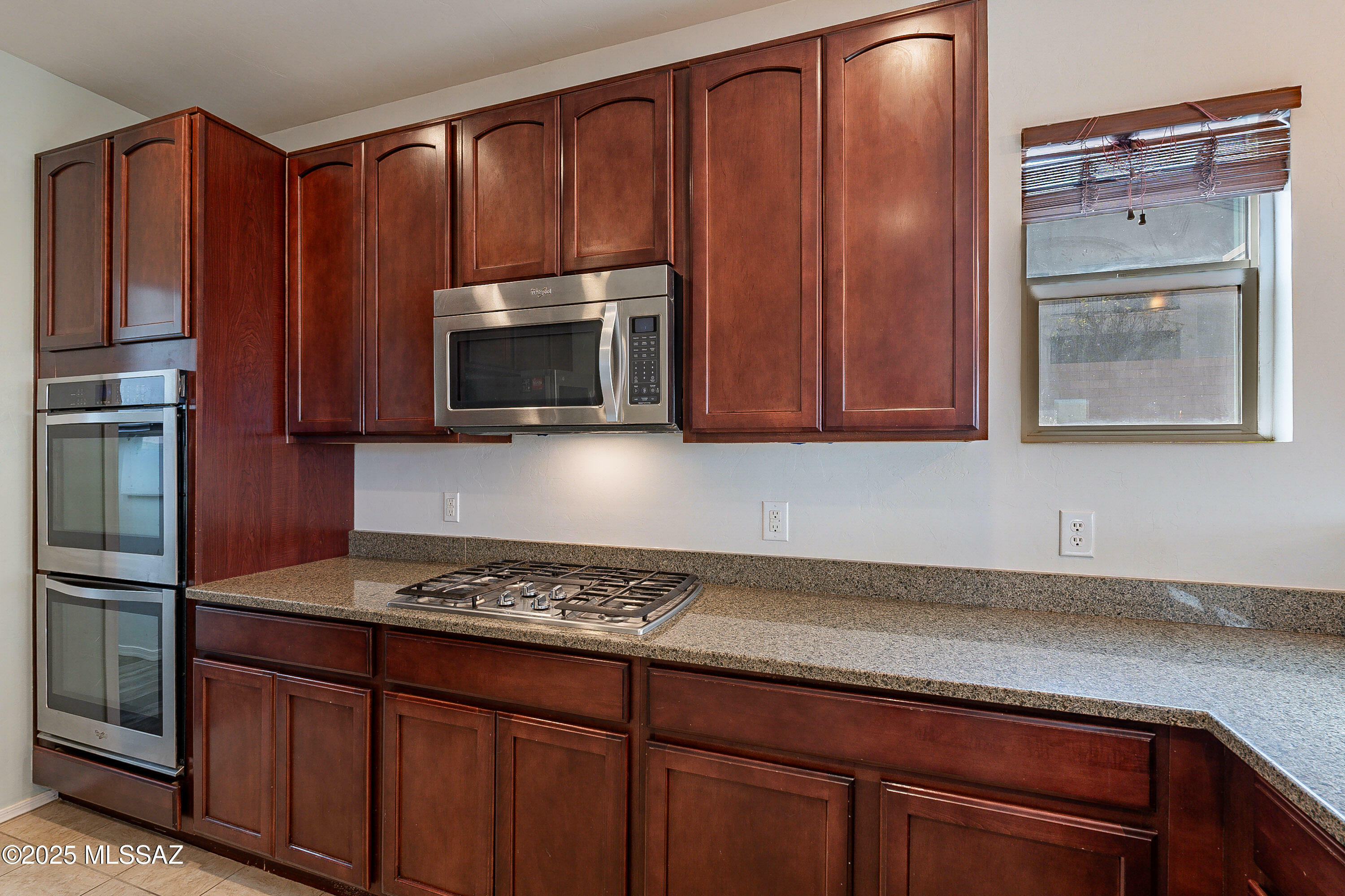 Property Photo: 441 W Charles L McKay Street AZ 85641
