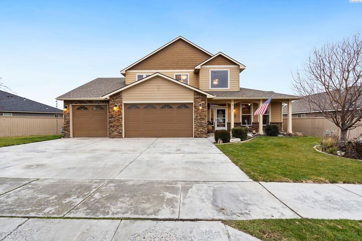 8752 W Metaline  Kennewick WA 99336 photo