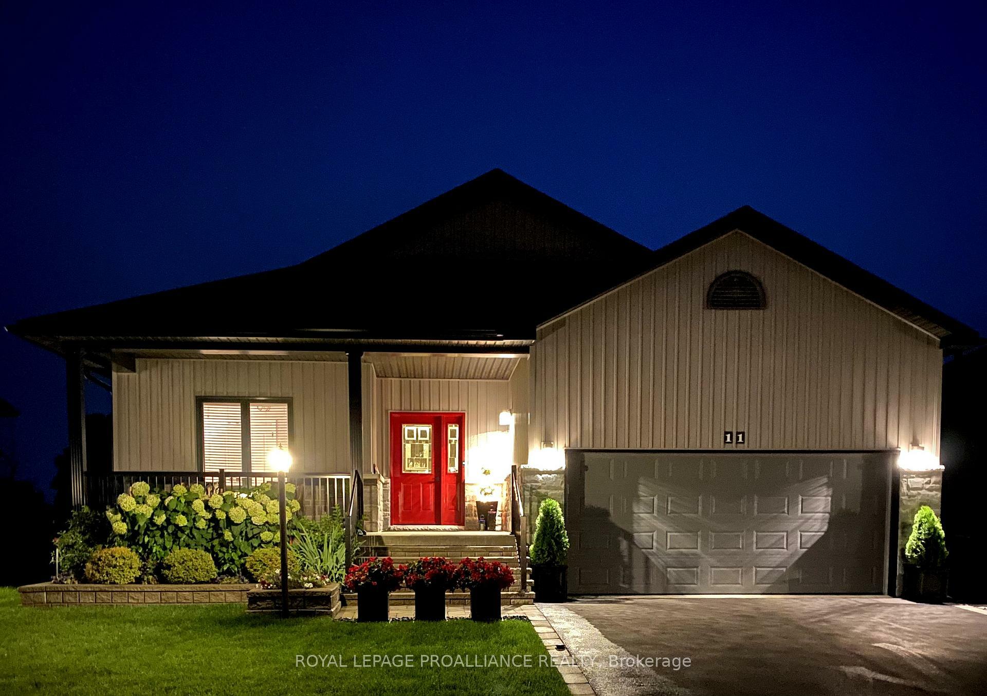 Property Photo: 11 Gilbert Crescent ON K0K 3L0