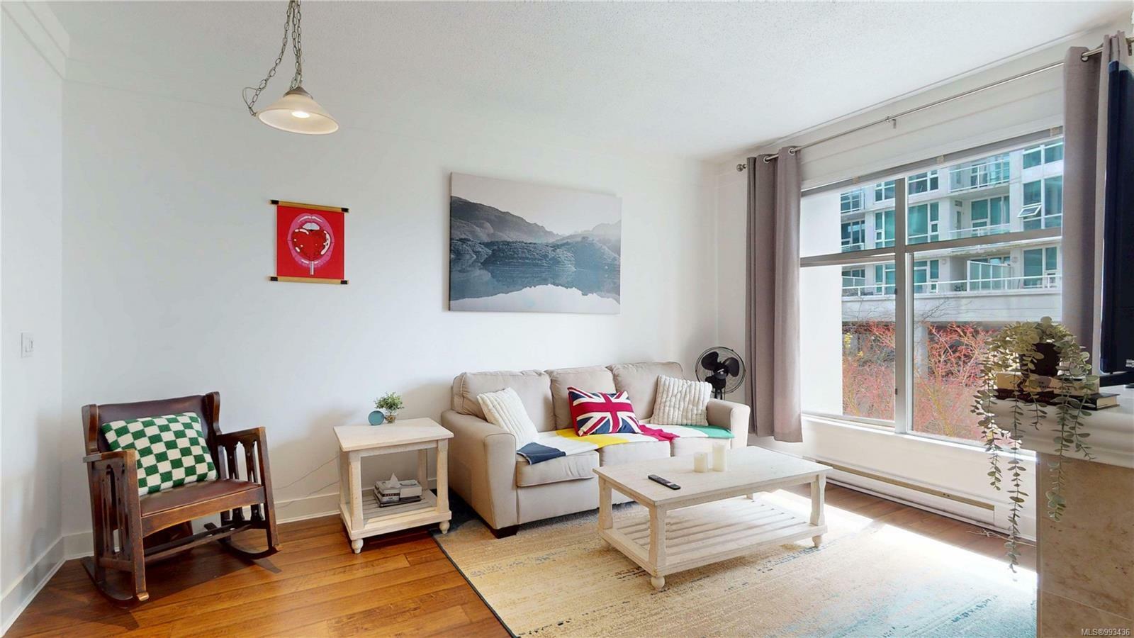 Property Photo: 845 Yates St 203 BC V8W 4A3