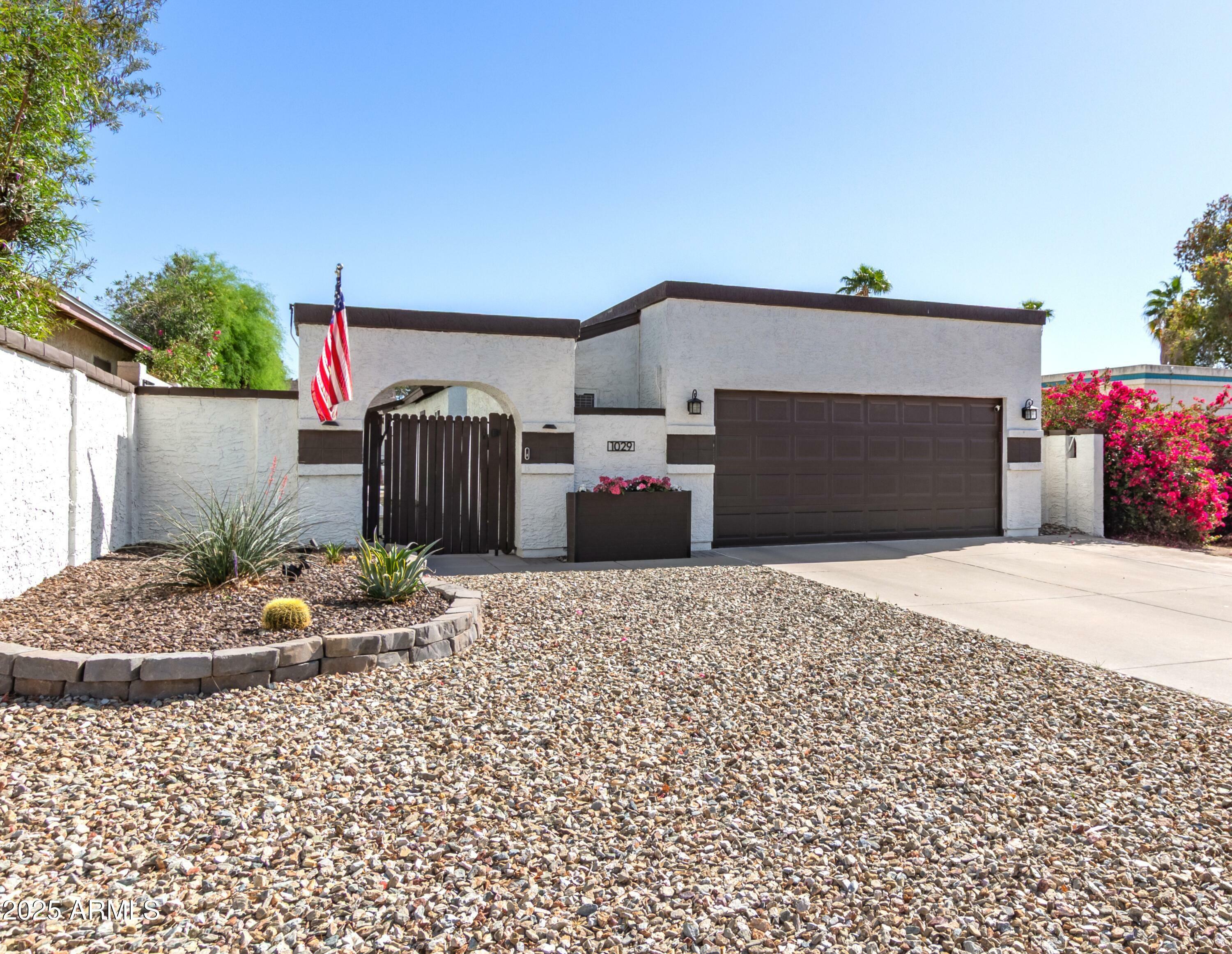 1029 E Marco Polo Road  Phoenix AZ 85024 photo