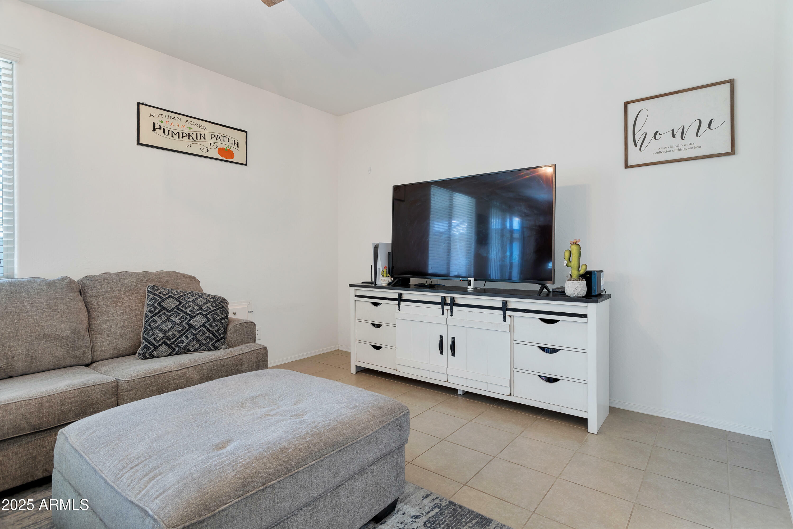 Property Photo: 10221 W Puget Avenue AZ 85345
