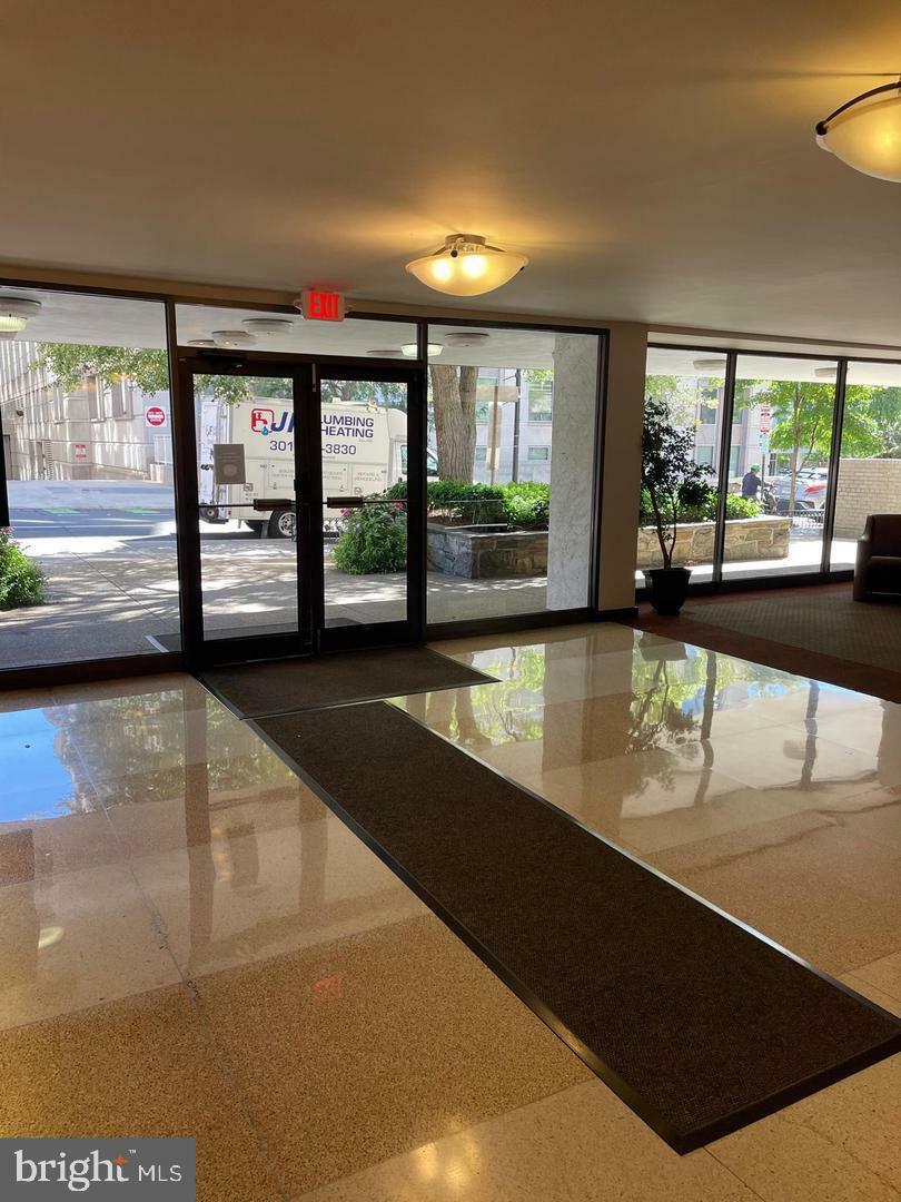 Property Photo: 522 21st Street NW 910 DC 20006