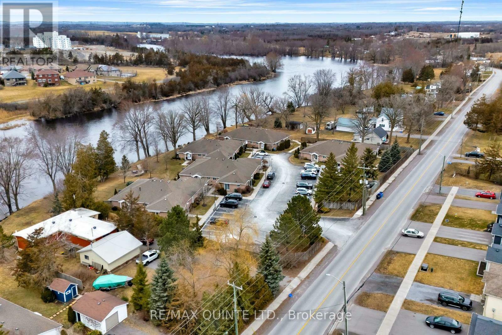 Property Photo: 351 Cannifton Road 10 ON K8N 4Z6