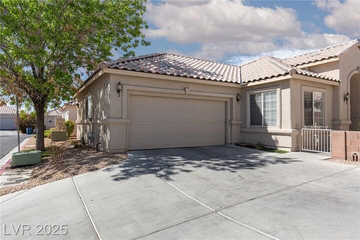 Property Photo: 2691 Rimpacific Circle NV 89146