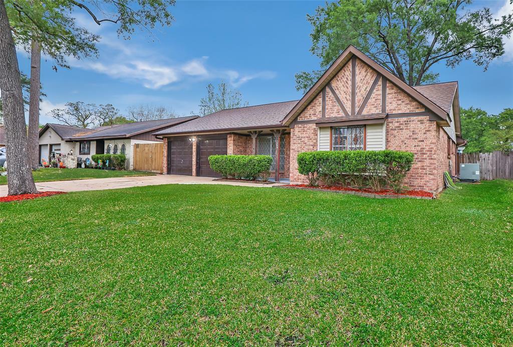 Property Photo: 13859 Waterville Way TX 77015