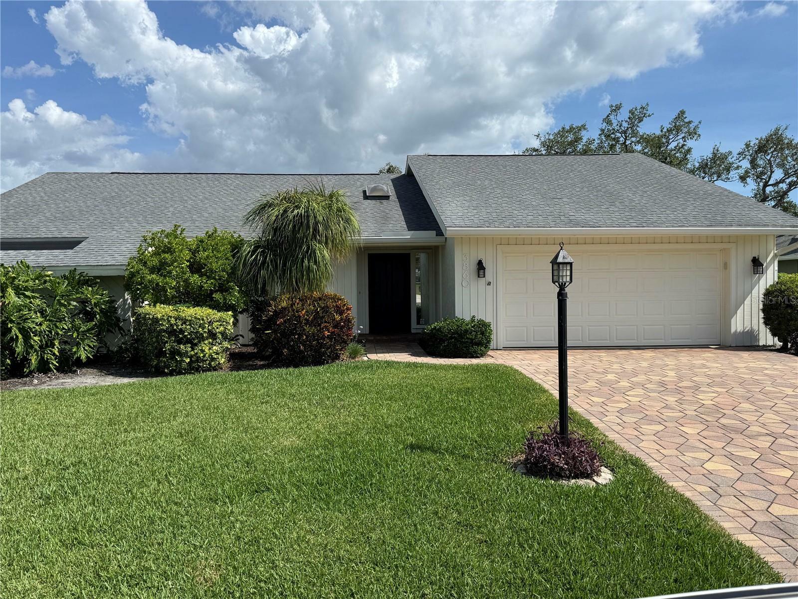 Property Photo: 3860 Prairie Dunes Drive FL 34238