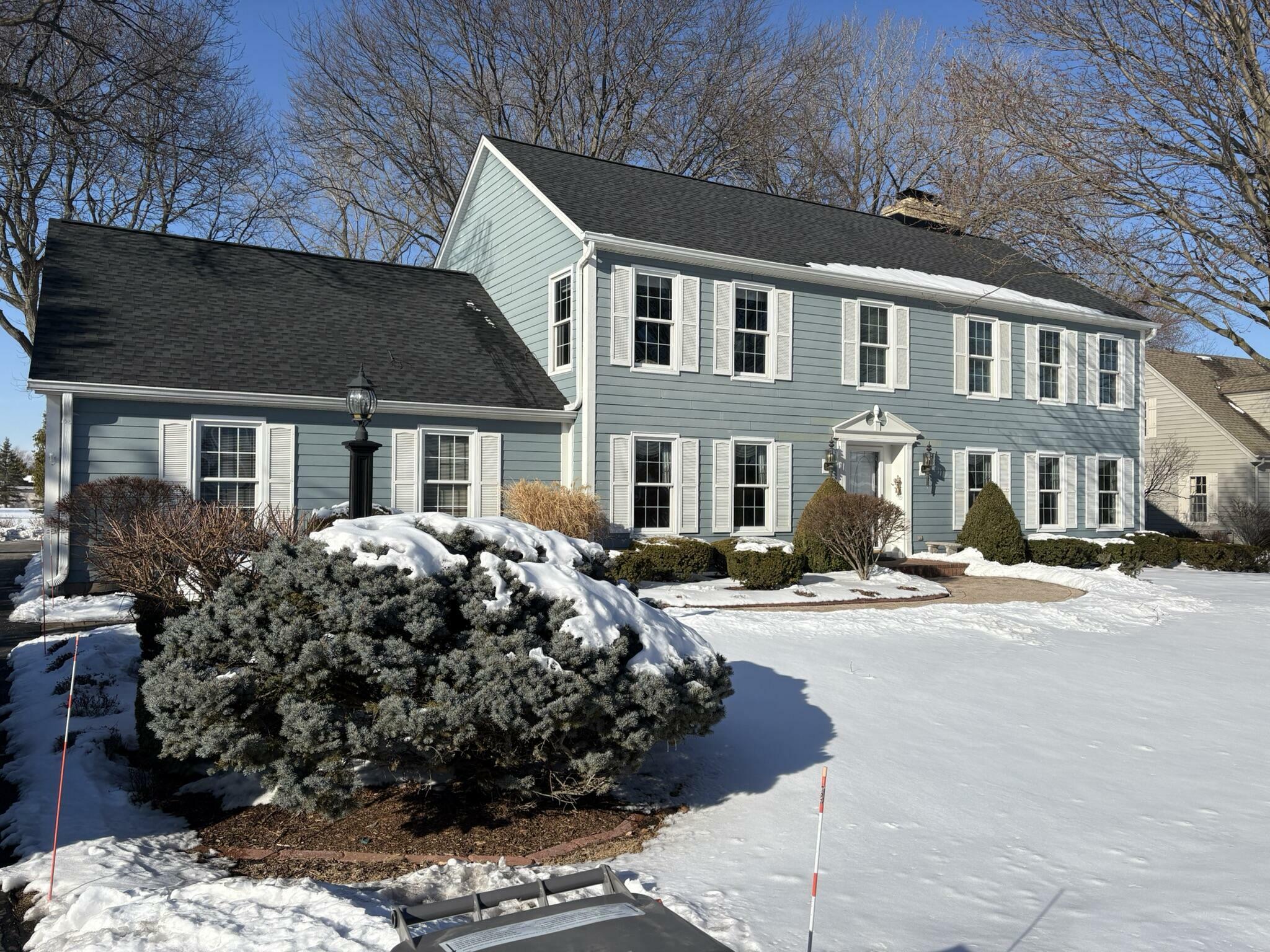 Property Photo: 2404 W Plum Tree Ct WI 53092