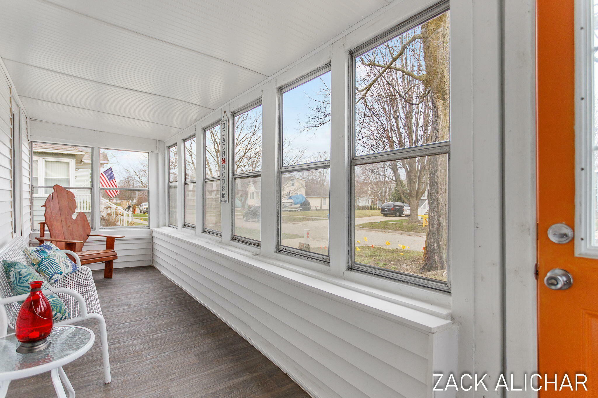 Property Photo: 520 Monroe Avenue MI 49417