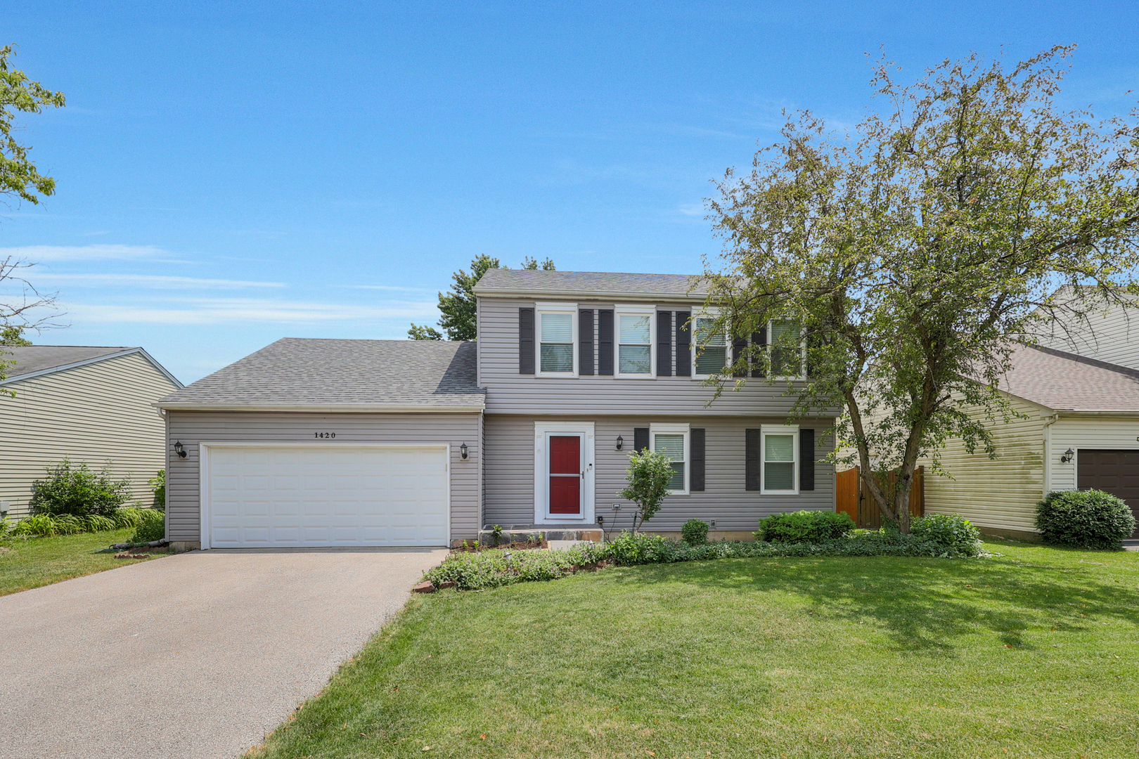 Property Photo: 1420 Bar Harbour Road IL 60504