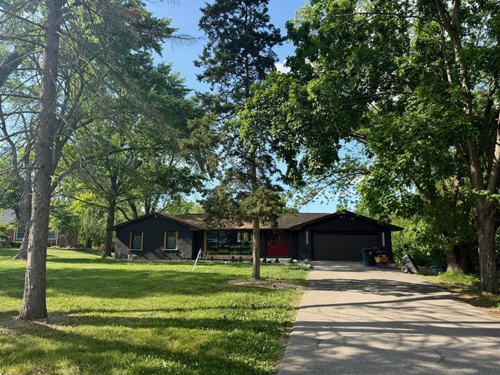 Property Photo:  1854 Winmoor Court  IL 60118 