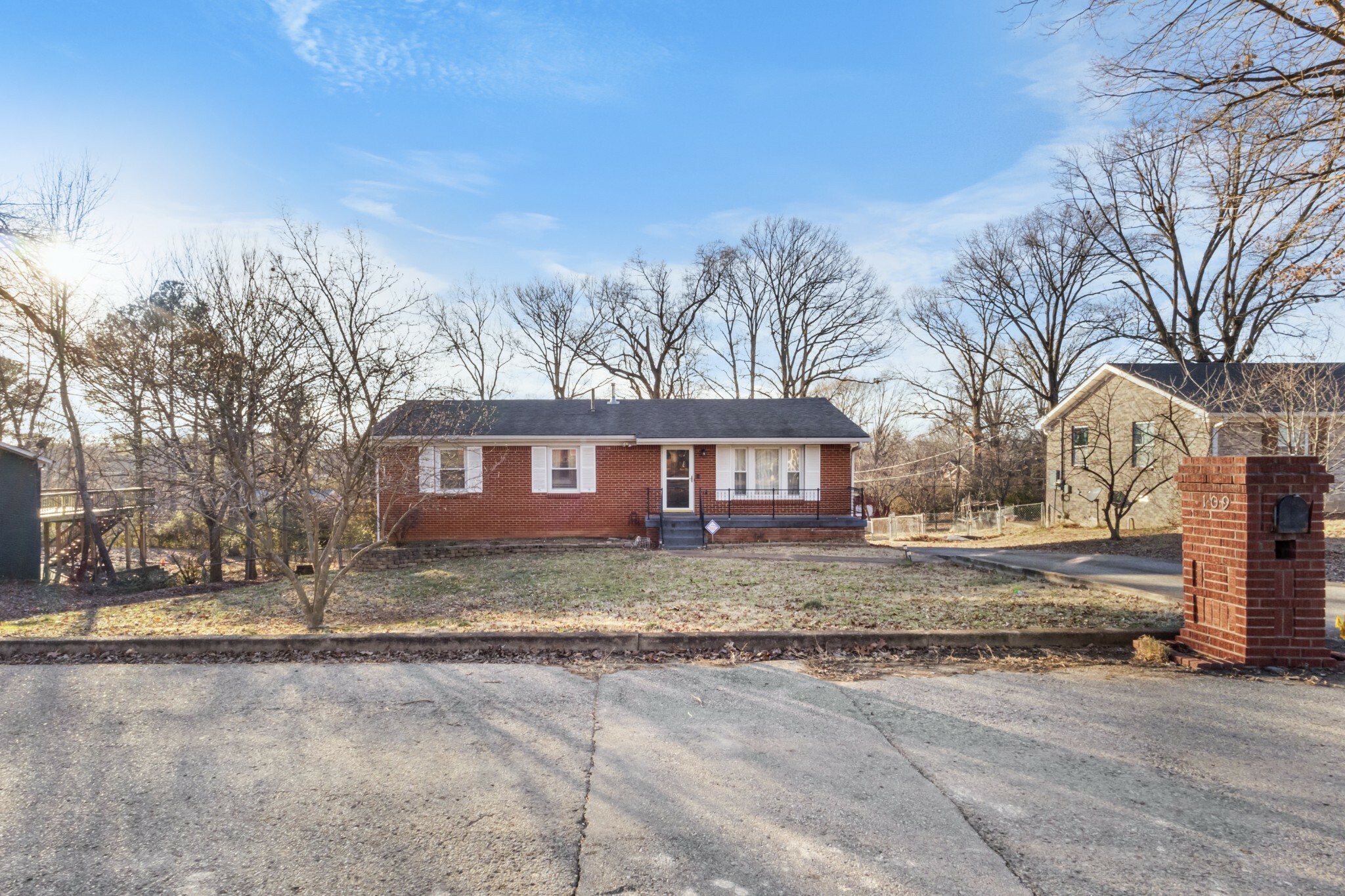 Property Photo:  109 Preston Dr  TN 37042 