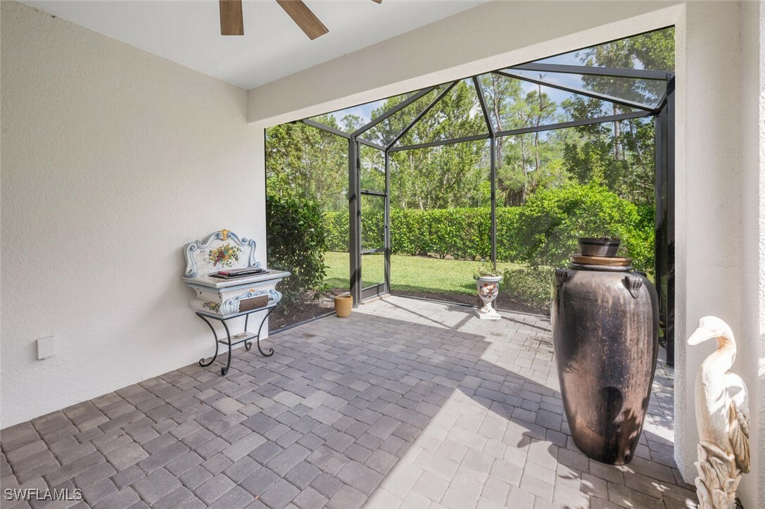 Property Photo: 2167 Marquesa Circle FL 34112