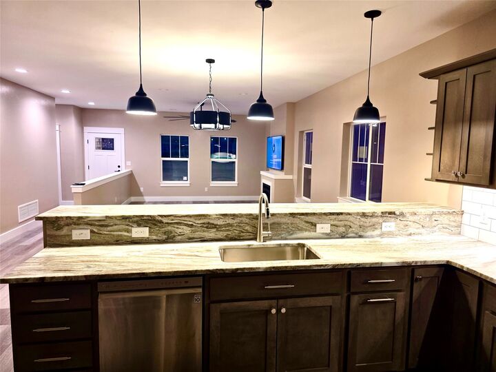 Property Photo:  2920 Travis Avenue  MT 59601 
