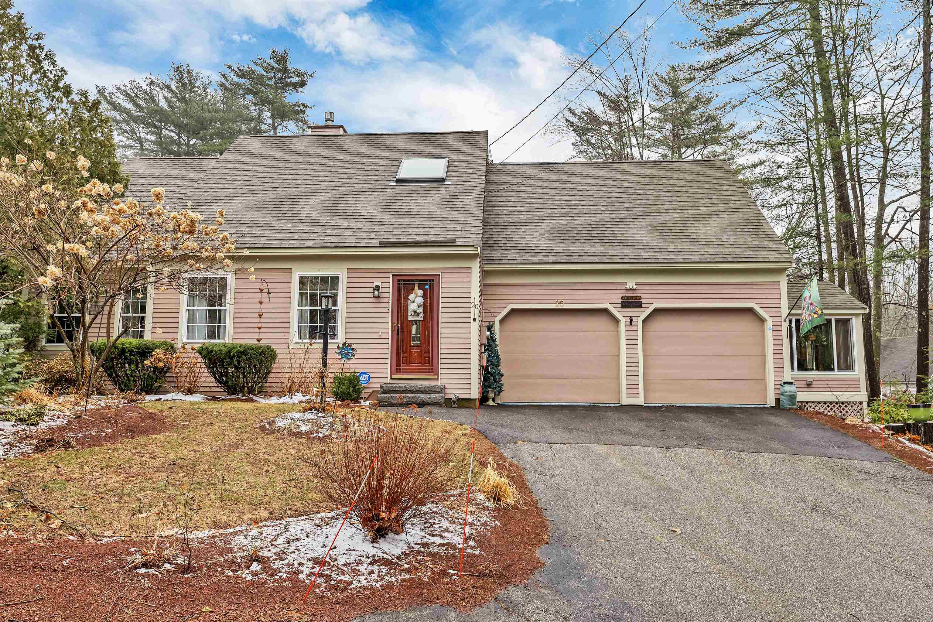 Property Photo: 2761 Lake Shore Road NH 03249