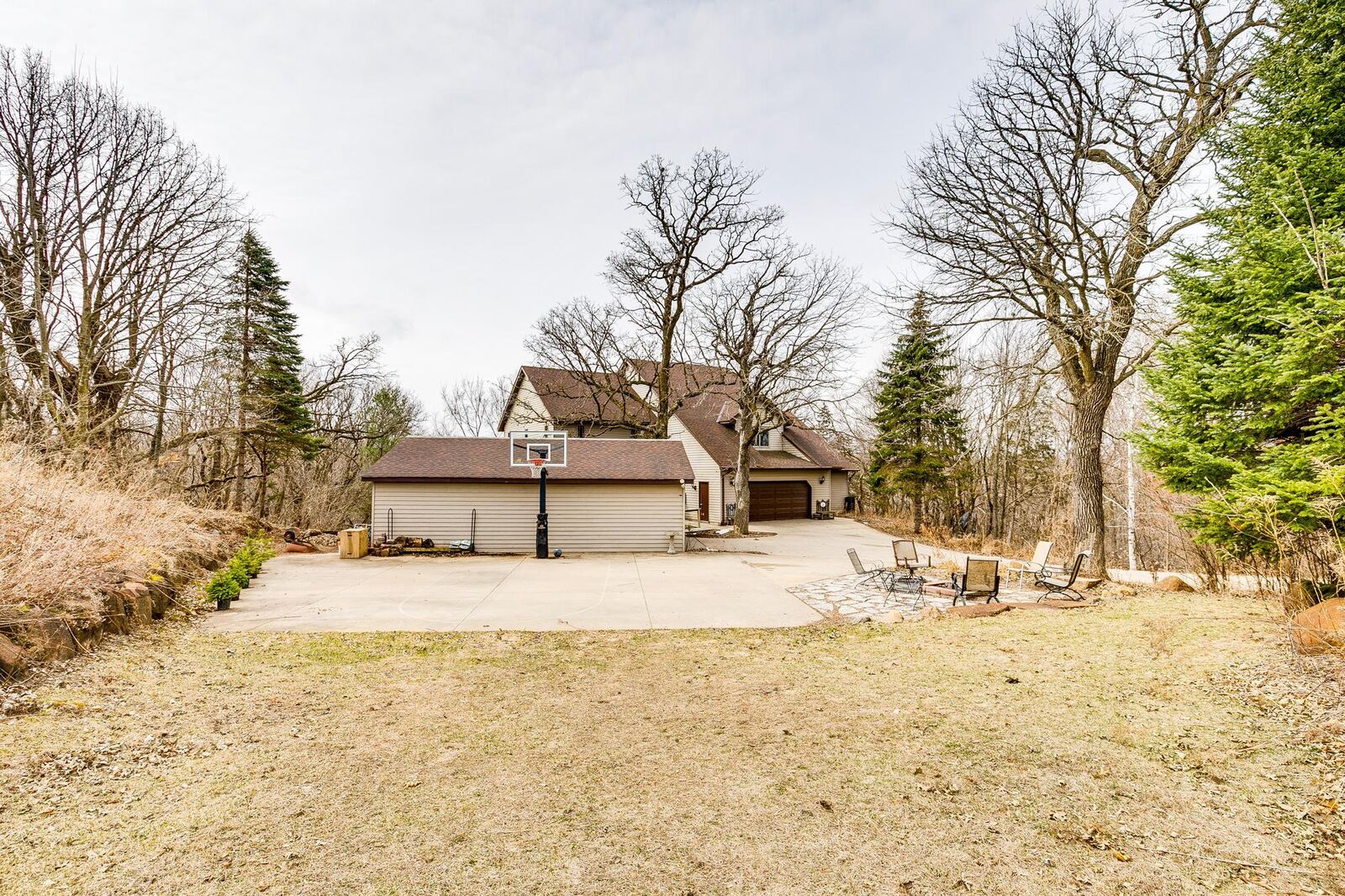 Property Photo:  1390 96th Street E  MN 55077 