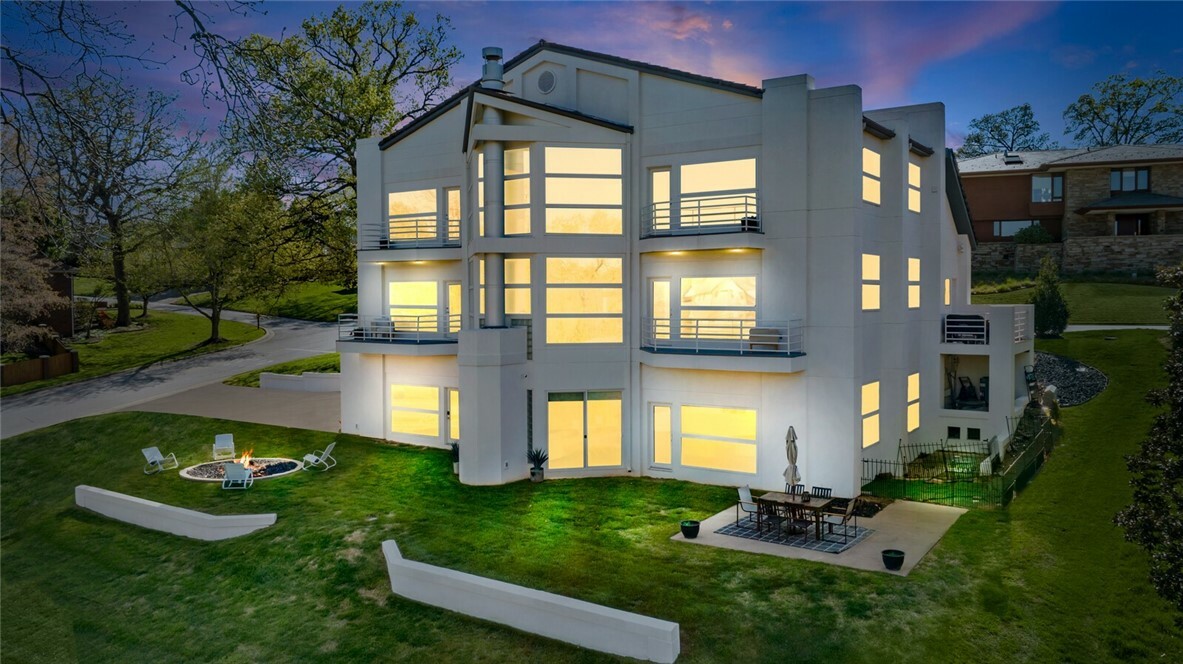 Property Photo: 17 W Wimbledon Way AR 72758