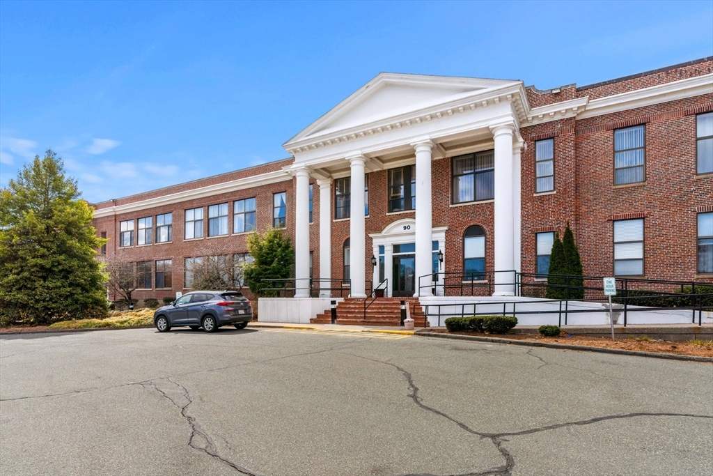 Property Photo: 90 Sea St 219 MA 02191