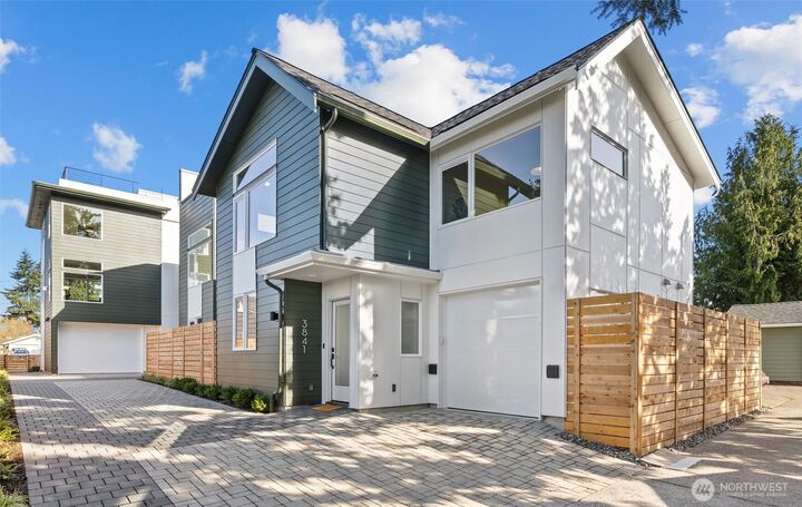 Property Photo:  3841  54th Avenue SW  WA 98116 