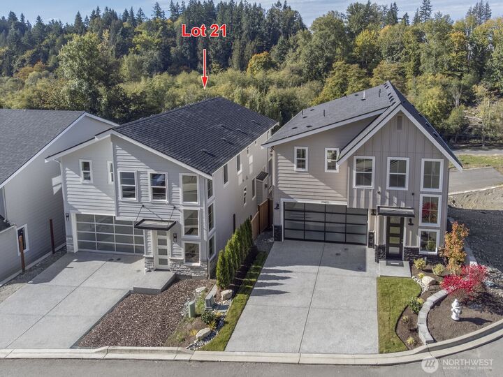 Property Photo: 20317 94th Drive NE WA 98011