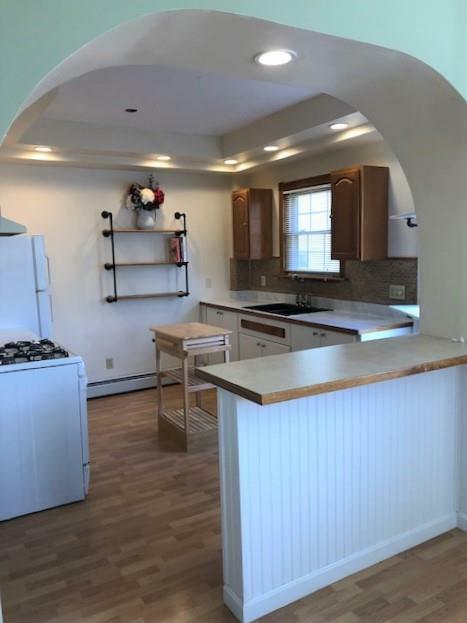Property Photo:  522 West Avenue 1  RI 02860 