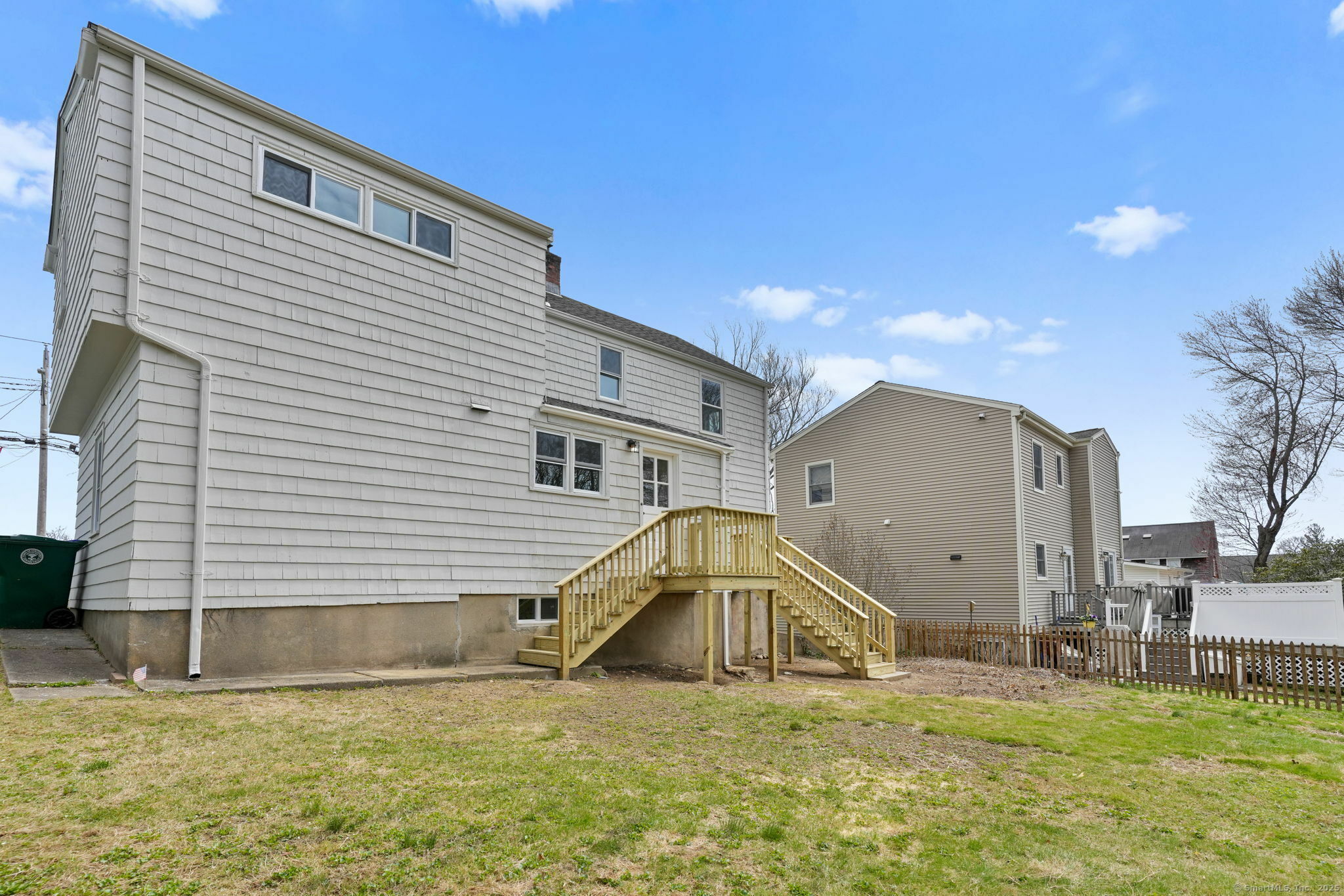 Property Photo:  109 Parkway Drive  CT 06614 