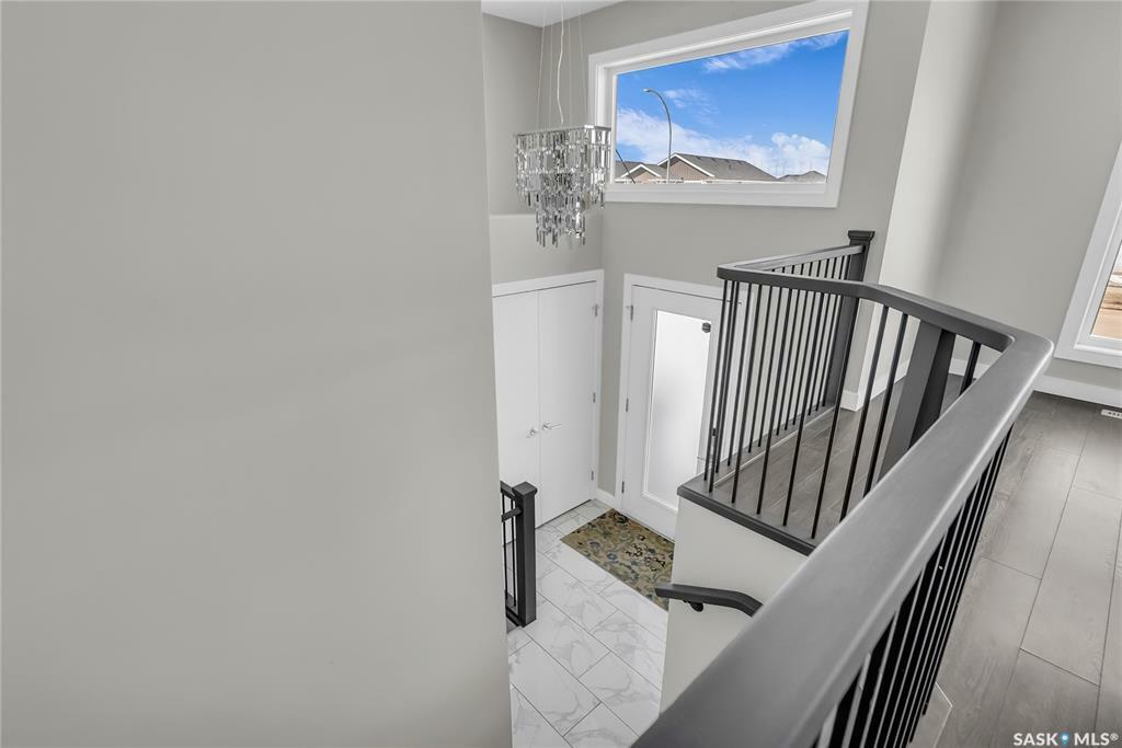 Property Photo: 306 Rosewood Boulevard W SK S7V 0G9