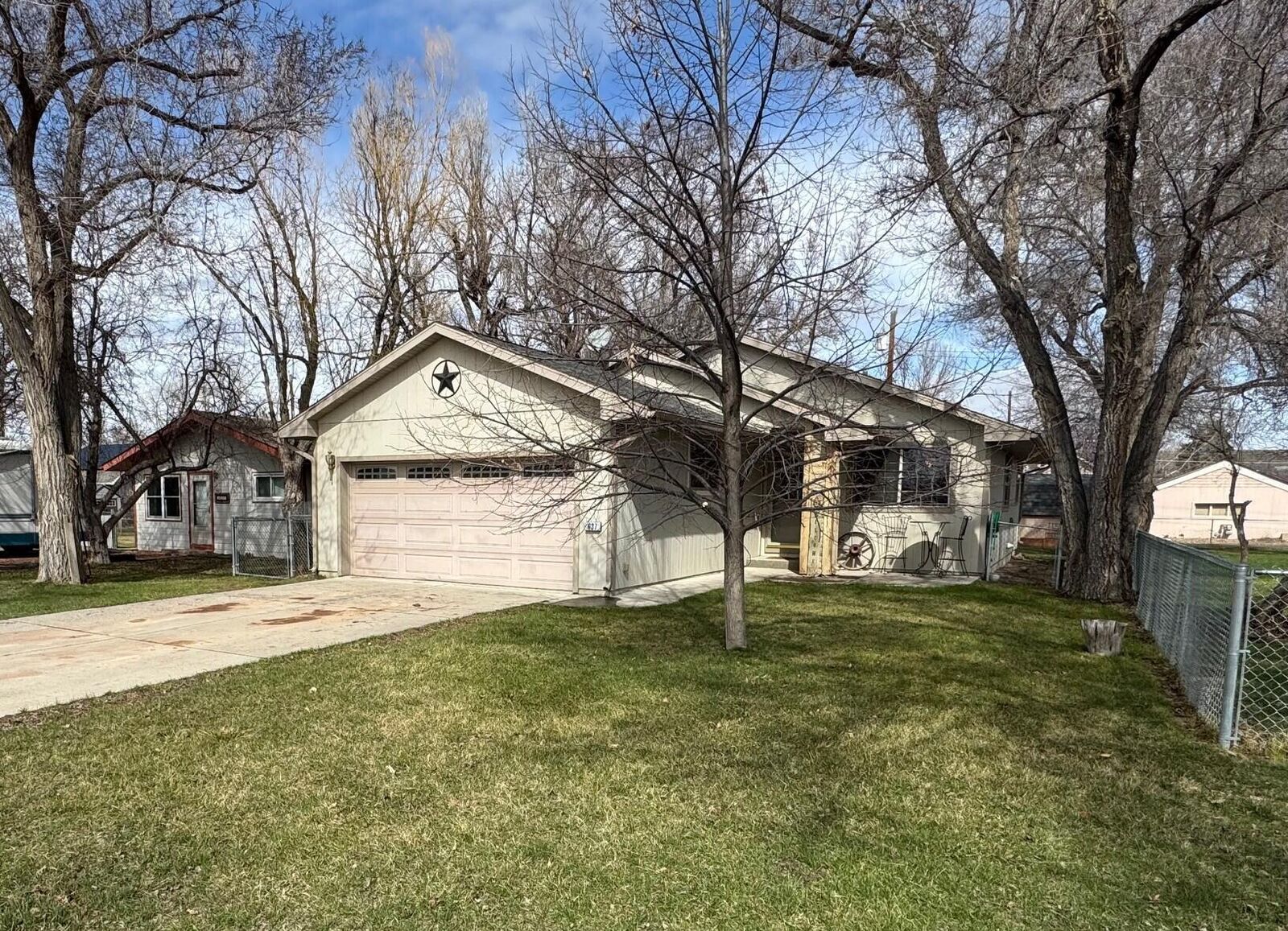 Property Photo:  637 E Works Street  WY 82801 